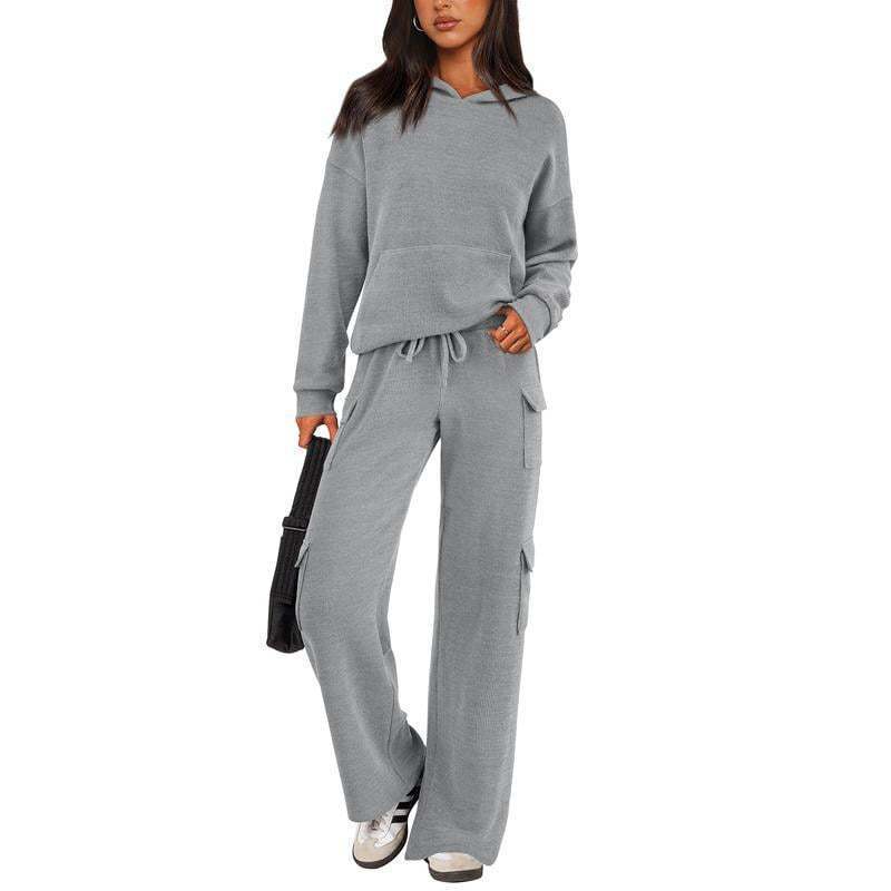 Casual and comfortable women's suit